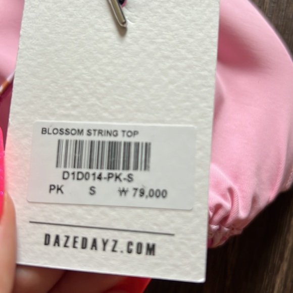 Blossom String Top - Picture 4 of 4